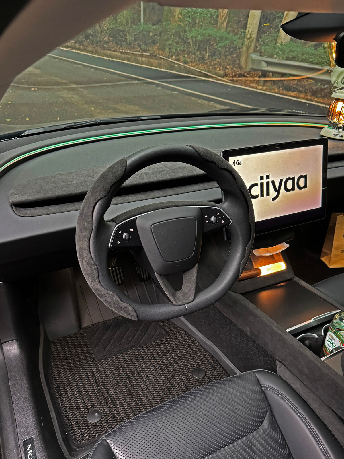 Alcantara Steering Wheel Upper Trim for Tesla Model Y Juniper 2025