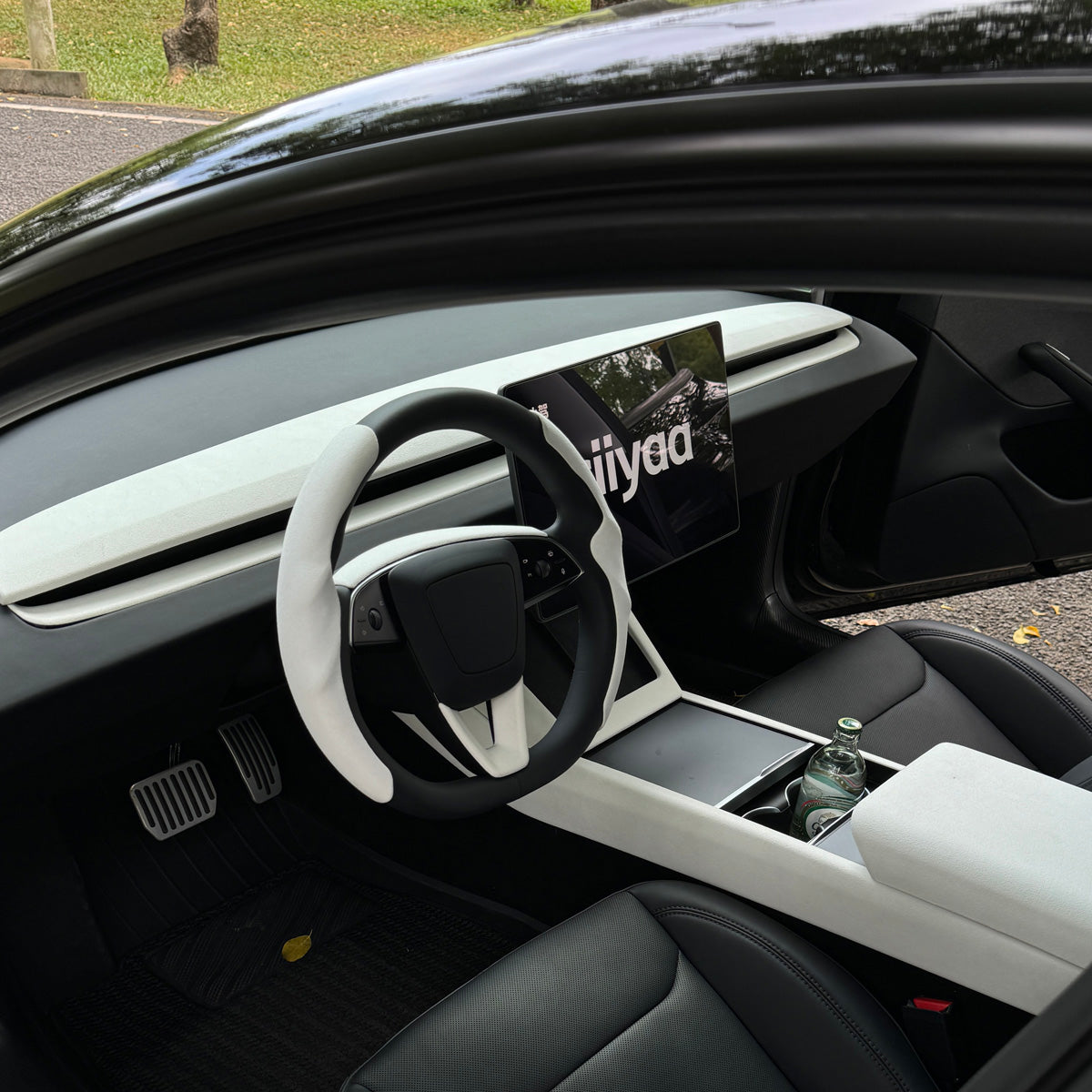 PureDeco Steering Wheel Upper Trim for Tesla Model Y Juniper 2025